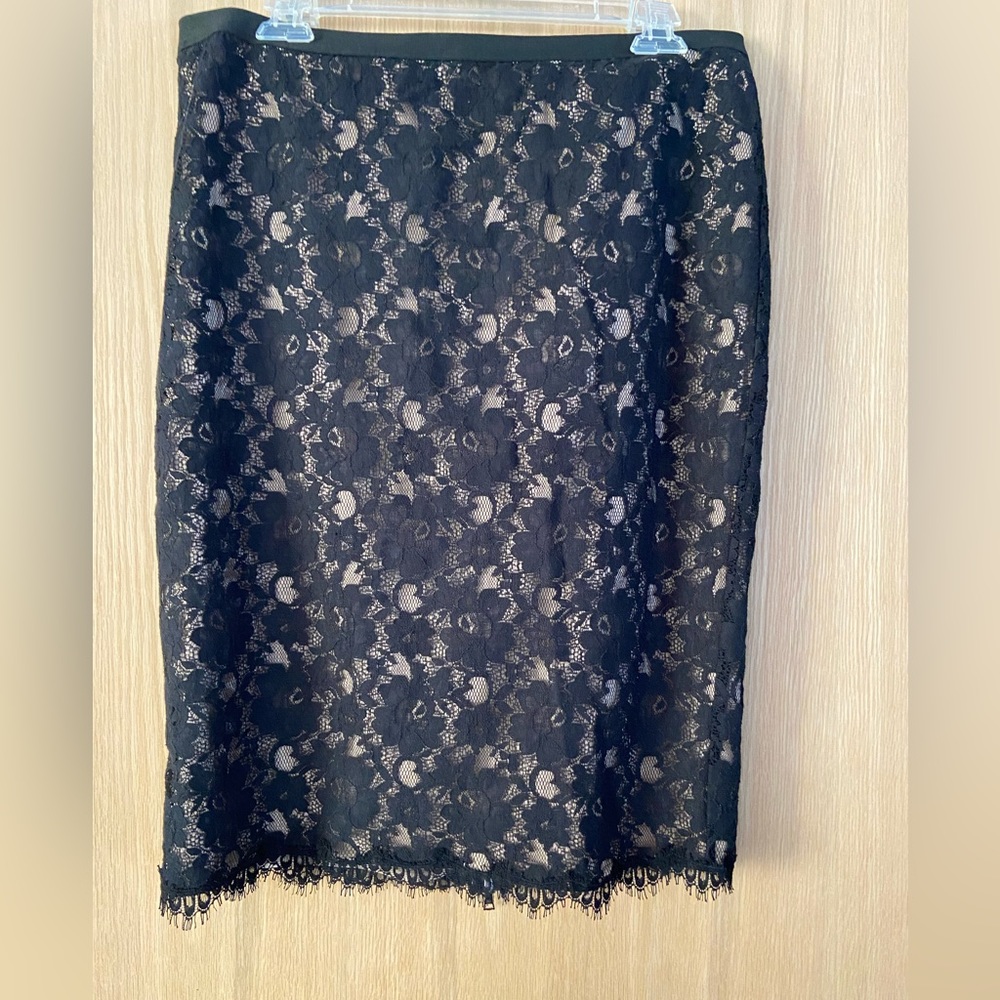 NWT BCBGMAXAZARIA Bess Lace Pencil Skirt Size-Large